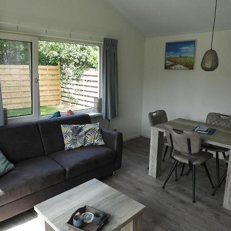 Vakantiewoning 'T Steechje Hollum  Εξωτερικό φωτογραφία